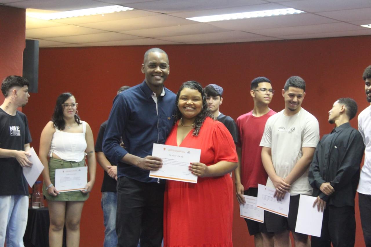 Descrição da Foto 2